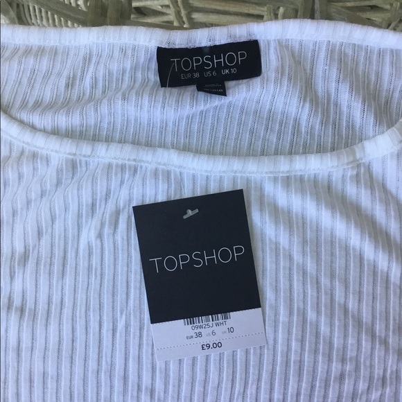TOPSHOP Crop Top - Picture 3 of 6